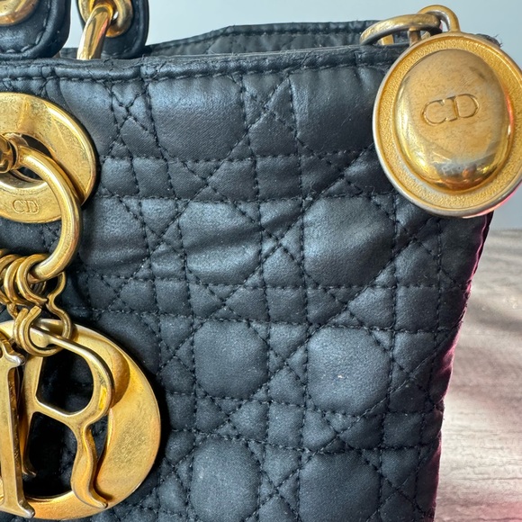 Dior ✨ Cannage Black Tote 🖤 - Picture 3 of 11